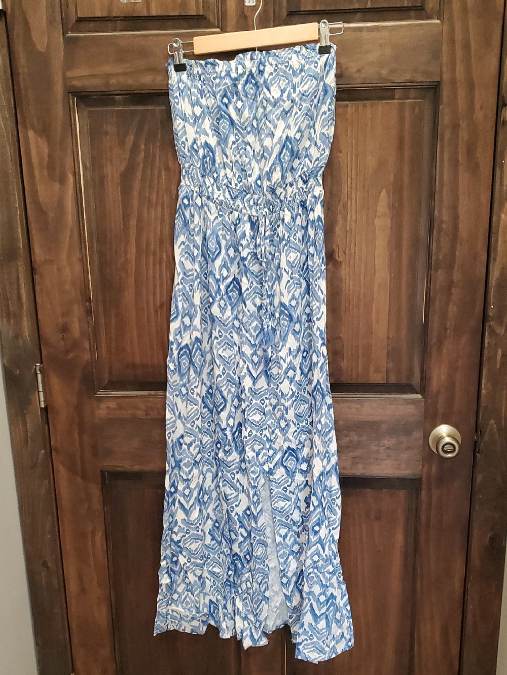 Jessica Simpson Blue and White Printed Strapless Maxi Dress